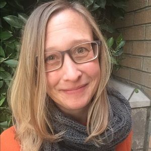 Meet your Posher, Elizabeth